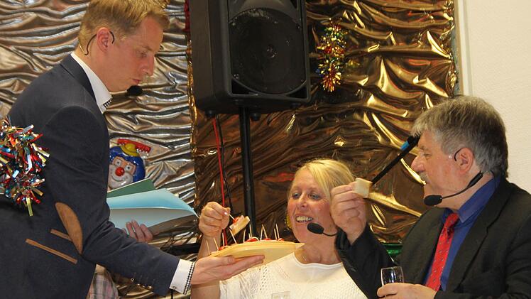 Natürlich war der 60. Geburtstag von Landrat Söllner Thema bei den Faschingsfreunden. Foto: Jürgen Gärtner