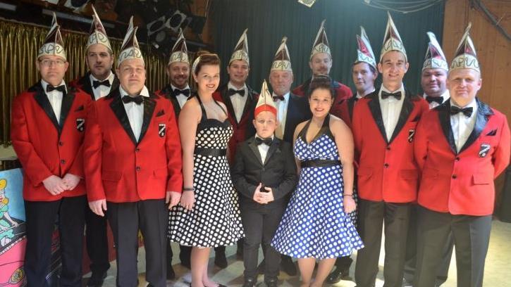 Der Elferrat mit Sitzungspr&auml;sident Willi Fu&szlig; (Mitte) und seinem "Nachfolger" Max G&ouml;bel hat wieder ein gro&szlig;artiges Programm auf die Beine gestellt.