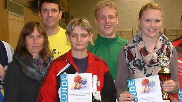 Zu den besten Akteuren der C-Klasse gehörten (von links) Ulrike Taube (TTV Altenkunstadt), Klaus Wunder (SV Friesen), Corina Wachter (TTC Tüschnitz), Benjamin Stumpf (FC Nordhalben) und Helena Ludwig (SV Fischbach).
