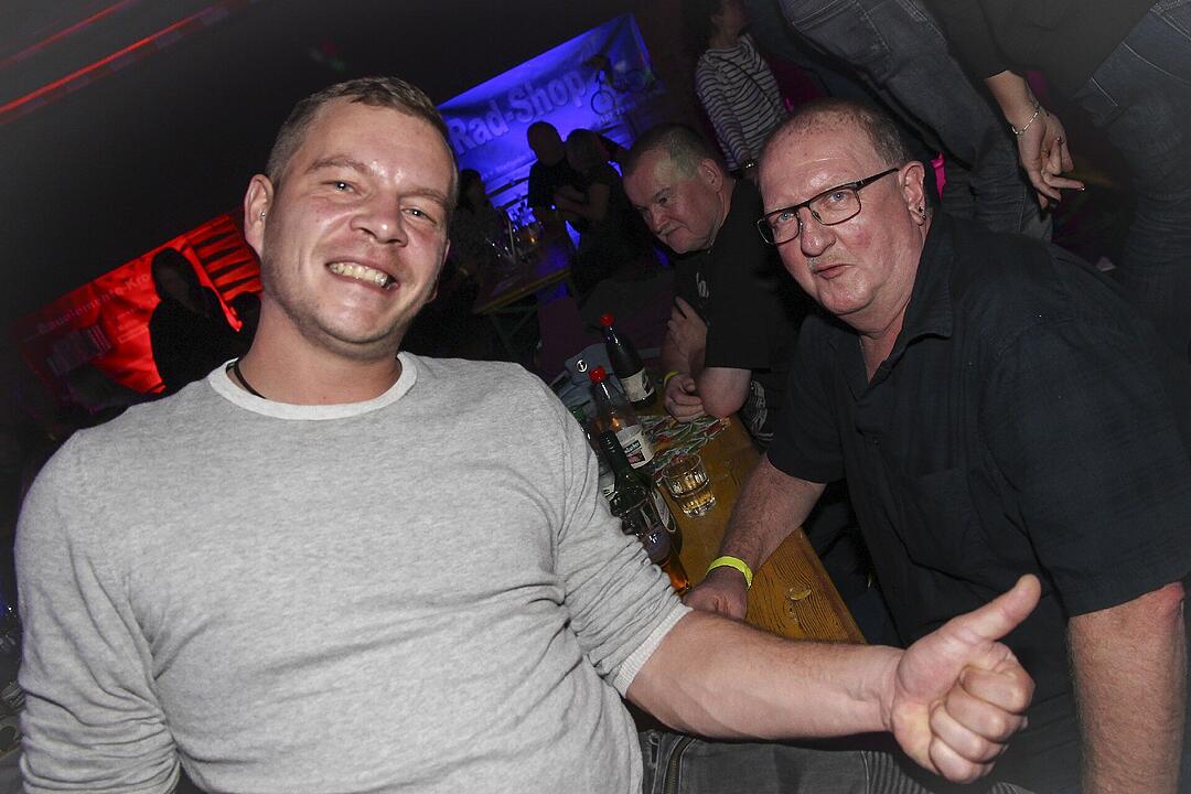 Party und Tanz in der Dreifachhalle
