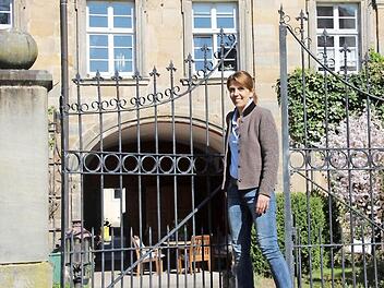 Heidi Gieger betreibt in Klosterlangheim seit 22 Jahren einen Urlaubsbauernhof: "Man muss immer ein bisschen was machen". Kürzlich hat sie überall neue Küchen eingebaut. Foto: Anja Greiner