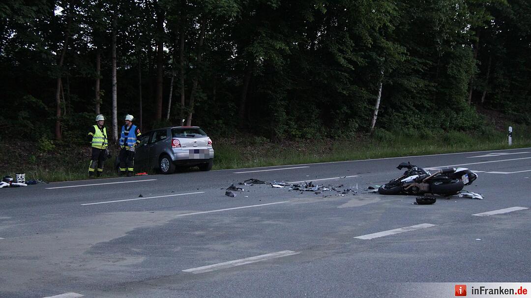Schwerer Motorradunfall in Feucht