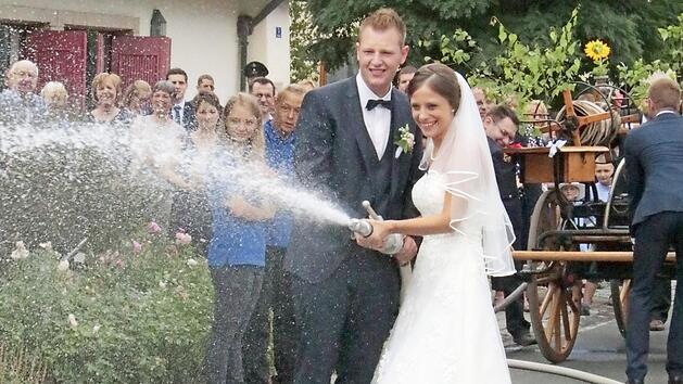 Christoph und Kathrin Zimmermann gemeinsam an der Spritze Foto: pr