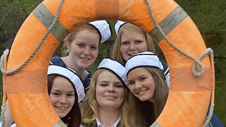 Sie sind neben rund 40 anderen Betreuern auf dem "M. S. KLJB" vor Ort: oben links Marie Müller, oben rechts Annalena Müller, unten von links Fabianna Wolf, Jana Cäsar und Celina Wolf . Foto: KLJB