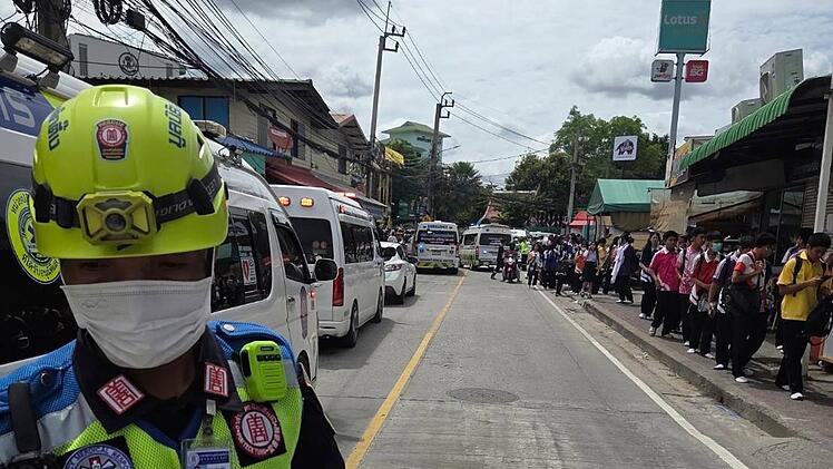 Sch&uuml;sse an Schule in Thailand