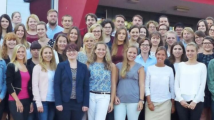 Die künftigen Lehrer übernehmen erst im zweiten Jahr ihrer praktischen Ausbildung eine eigene Klasse. Foto: Pauline Lindner