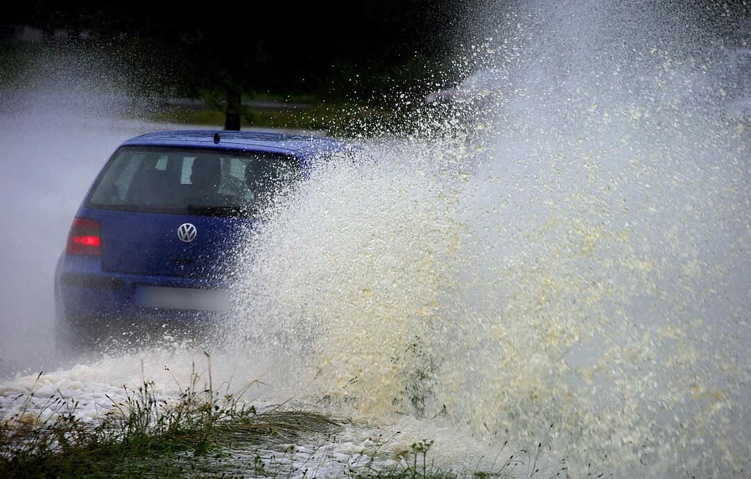 Hochwasser in Deutschland: Der Kampf gegen die Fluten