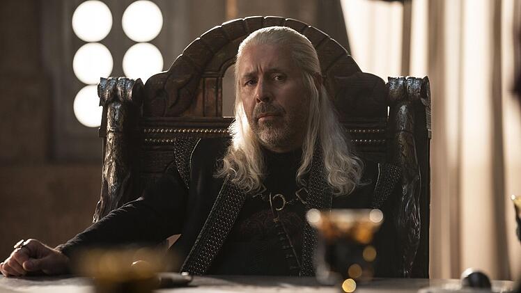 König Viserys I. Targaryen (Paddy Considine) versucht in den Machtkampfwirren den Überblick zu behalten.