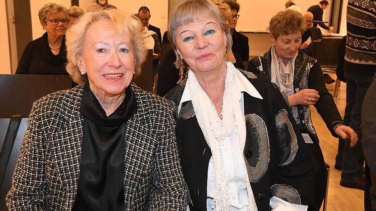 Ilse Seidl (links) und Waltraud Schwind sind zwei der Geehrten.Foto: Ronald Rinklef
