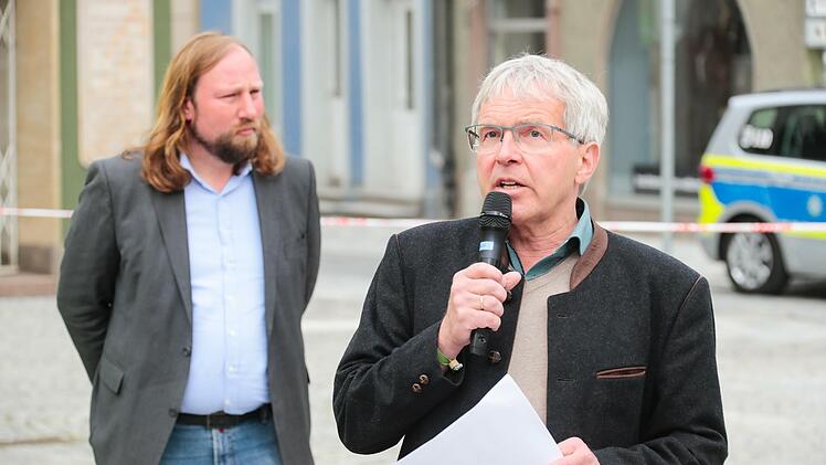 Anton Hofreiter und Martin Pfeiffer bei ihrem Wahlkampfauftritt in Kulmbach Foto: Matthias Hoch