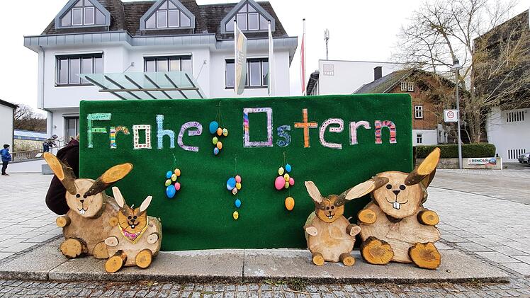 Ahorn: Osterbrunnen-Saison eröffnet