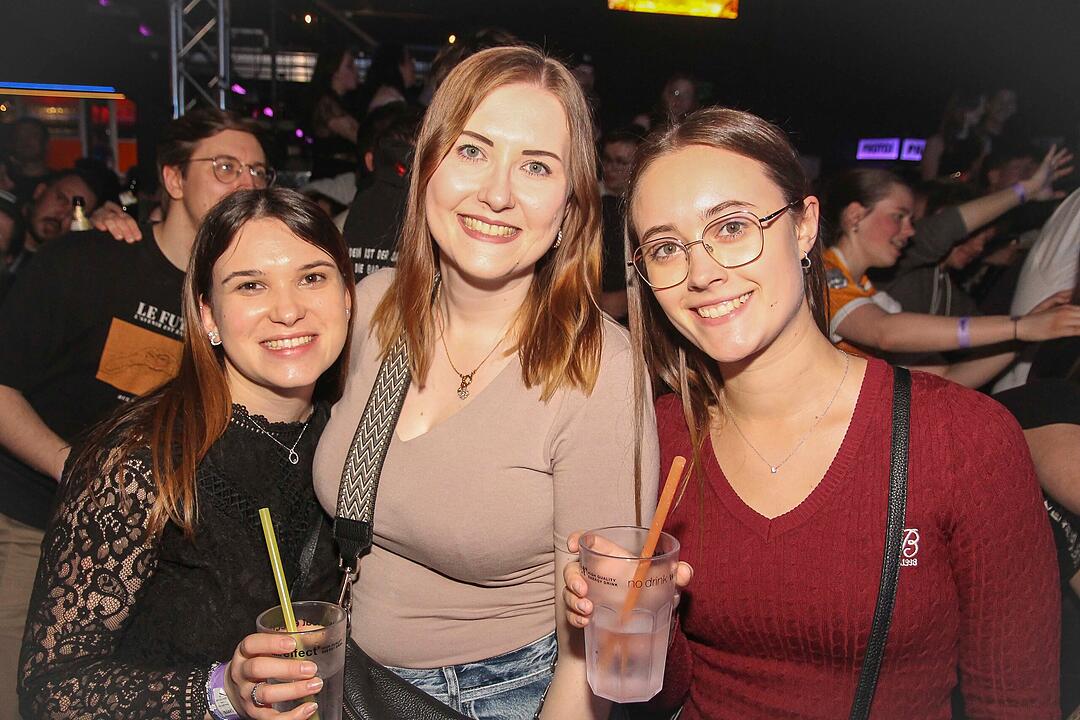 RADSPITZ live im Schwingen Nightlife