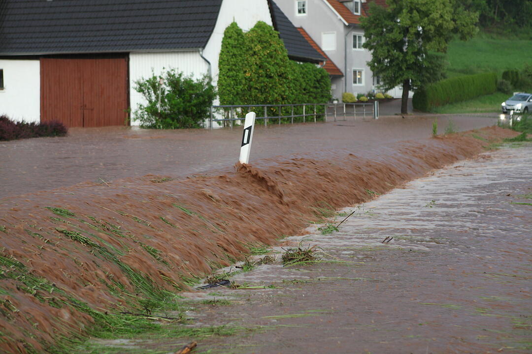 Kräftige Unwetter halten Mittelfranken im Atem