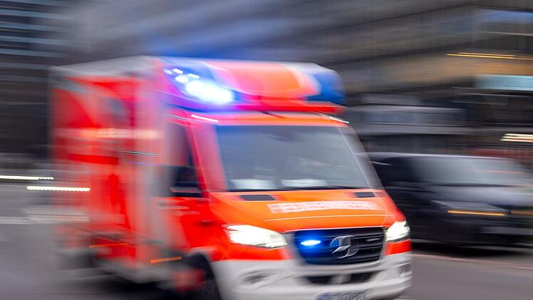 Unfall bei Volkach: Mann erliegt seinen Verletzungen