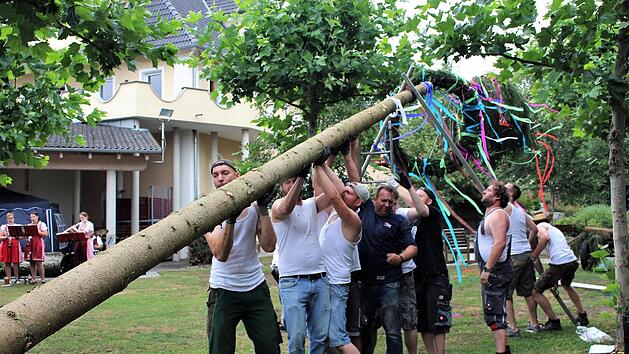 In den Gesichtern der Burschen spiegelt sich die Anstrengung wider.Fotos: Evi Seeger