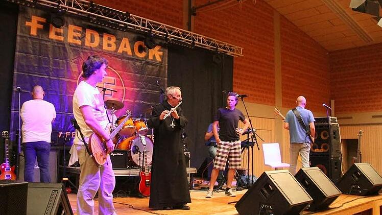 Beim Soundcheck.