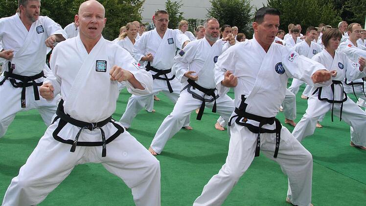 Alle sind konzentriert bei der Sache.