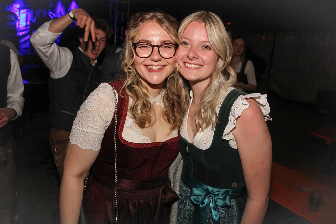 Die Partyband "highline" sorgte f&uuml;r gute Stimmung.