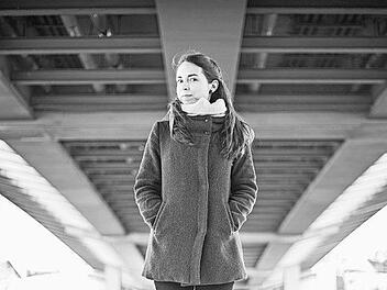 Ihre Laufstrecke führt Sarah Lill unter den Bamberger Brücken hindurch.