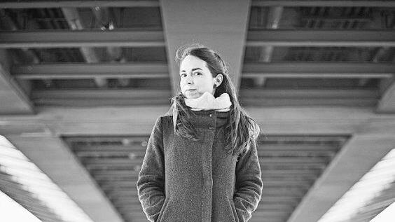 Ihre Laufstrecke führt Sarah Lill unter den Bamberger Brücken hindurch.