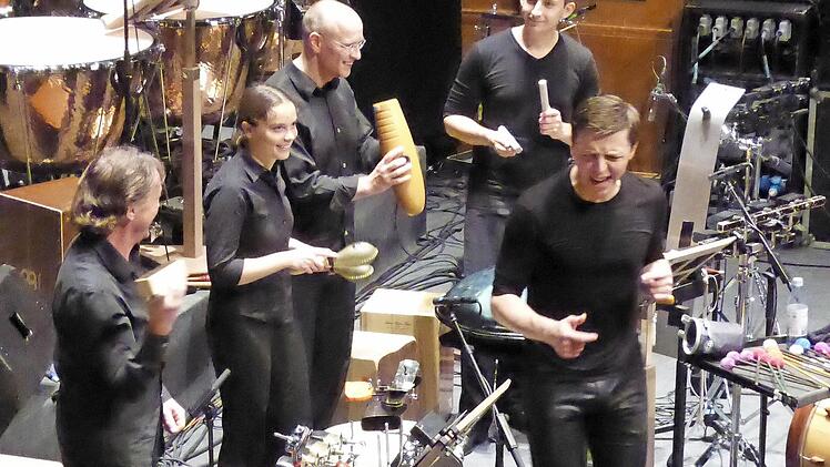 Martin Grubinger und das Percussive Planet Ensemble. Foto: Ahnert