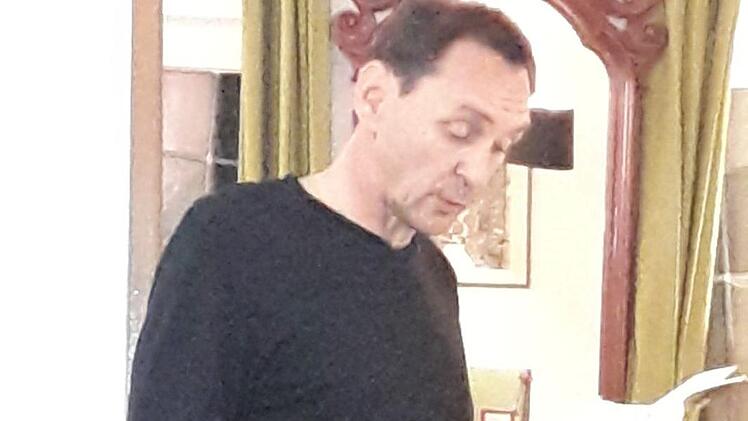 Matthias Soeder hat aus seinem Thriller "Herzschlag der Gewalt" gelesen.  Foto: H. Hessel