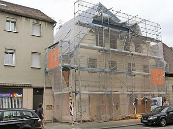 In der Bamberger Straße 26 in Forchheim entstehen im Erdgeschoss Wohnräume. Bisher war dort ein Geschäft. Fotos: Barbara Herbst