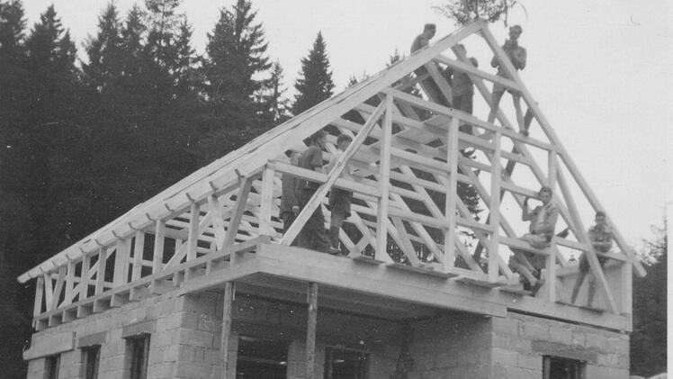 Das Richtfest wurde am 25. August 1953 gefeiert. Foto: Archiv Heinrich Zschach