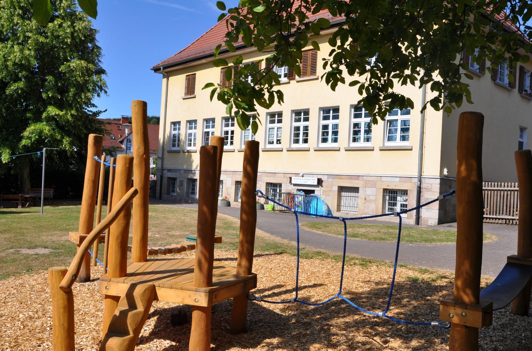 Umbau und Betreuung unter drei Jahren