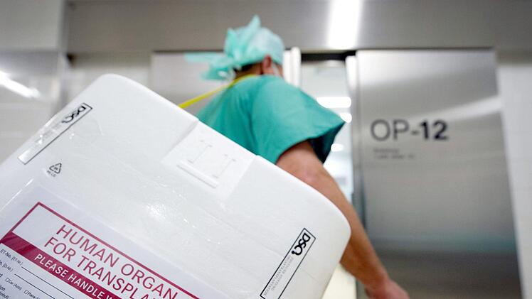 Organspende, ja oder nein? Symbolbild, Foto: Soeren Stache/dpa