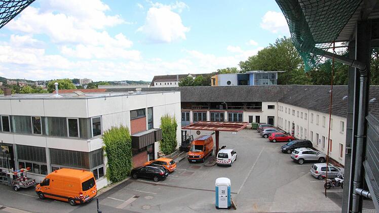 Blick hinüber zum CEB. Foto: Simone Bastian