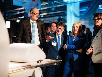 Siemens Healthineers: Mega-Fabrik in Forchheim eröffnet - "Meilenstein"