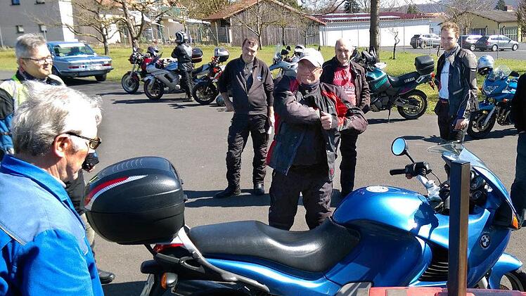 Ordentlich was los war im Rahmen des Motorrad-Aktionstages auf dem Gelände der Hammelburger TÜV-Prüfstelle. Karlheinz Franz