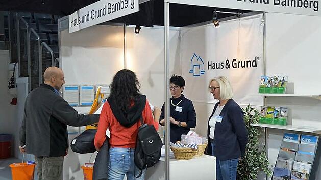 Auch der bamberger Verein Haus und Grund stellte sich und seine Arbeit vor. Foto: Andrea Sp&ouml;rlein