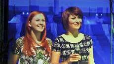Erfrischende Moderatoren: Bianka Wilk (l.) und Ulrike Jothe