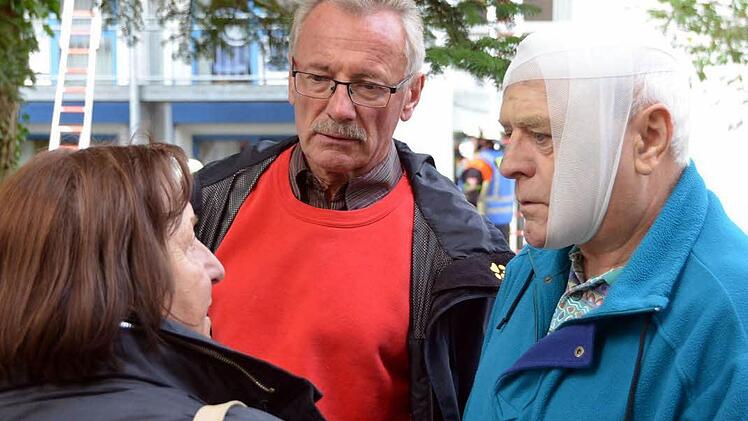 Dramatische Szenen bei der Großübung am Samstag im Haus Kreuzberg der Kurklinik "Am Kurpark" in Bad Kissingen.  Foto: Rauch
