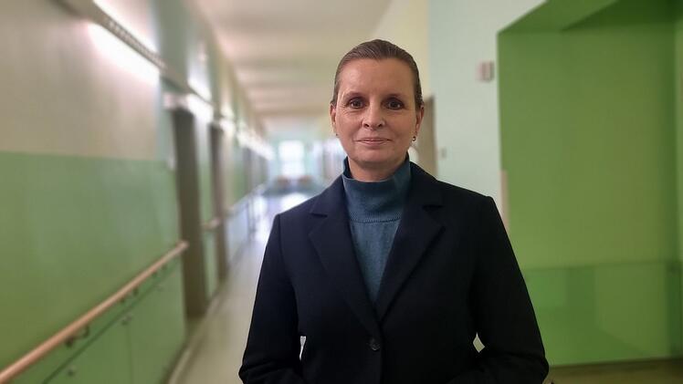 Katja Thielemann muss als Gesch&auml;ftf&uuml;hrerin eines Verbundes von drei Kliniken die Krankenhausreform umsetzen.