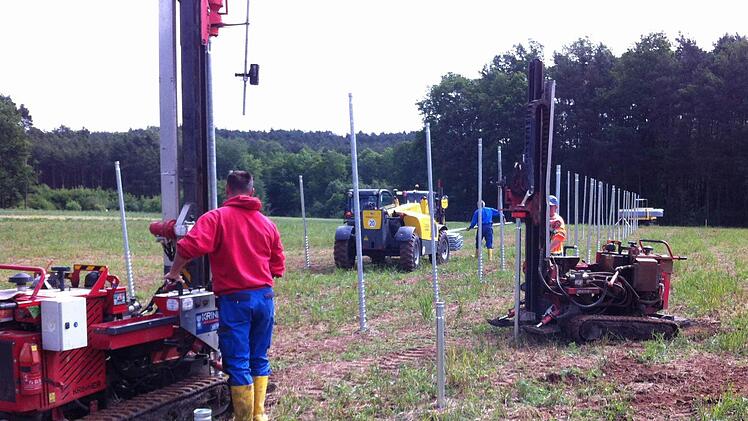 Innerhalb von nur einem halben Tag stand das Grundgerüst der Anlage.