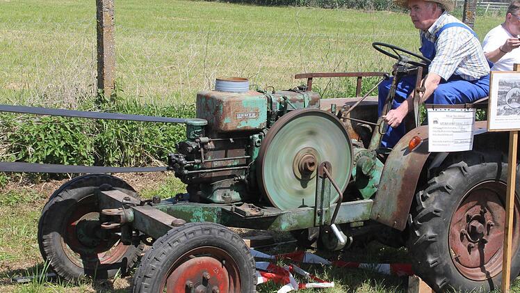 ieser Kramerverdampfer trieb durch Flachriemen eine große Stiftendreschmaschine an.