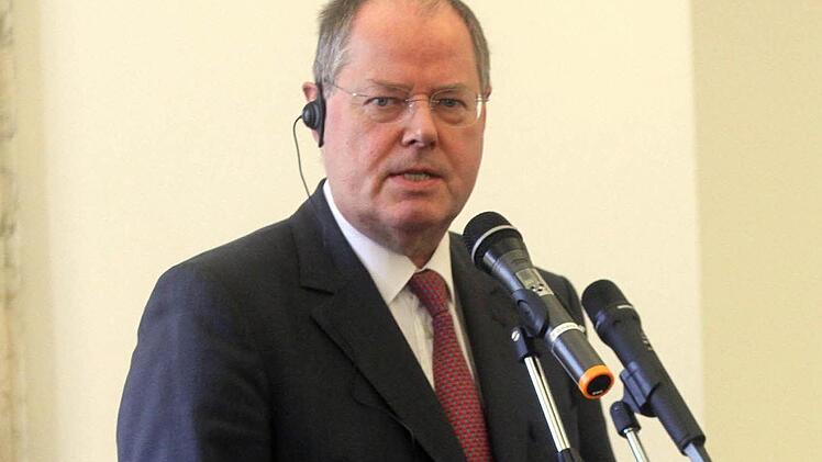 Peer Steinbrück Foto: Matteo Bazzi/dpa