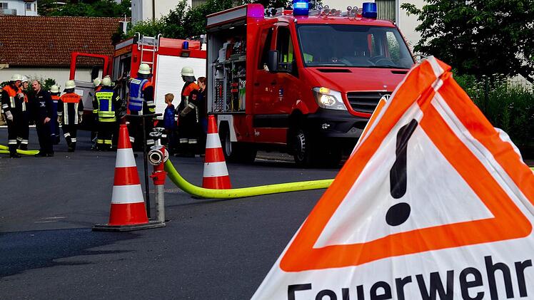 Großübung in Obereschenbach. Foto: Gerd Schaar