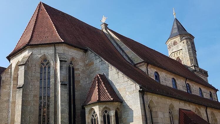 Die gotische Stifts- und Pfarrkirche in Neunkirchen ist dem Erzengel Michael geweiht. Foto: Ronald Heck