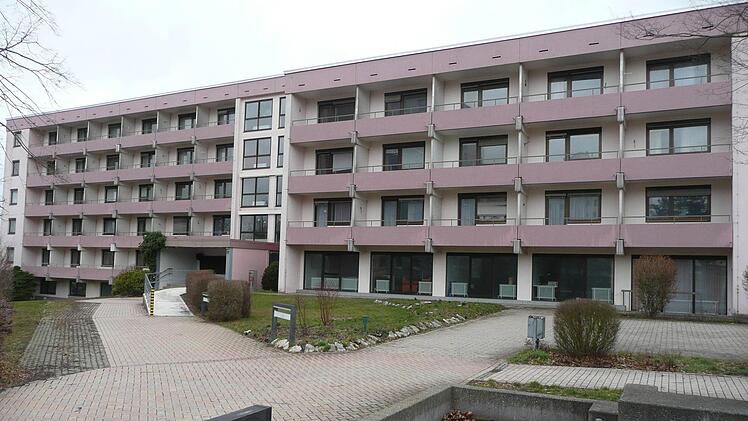 Das leerstehende Altenheim der Maiacher Stiftung in Lichtenfels, Nordgauerstraße 2