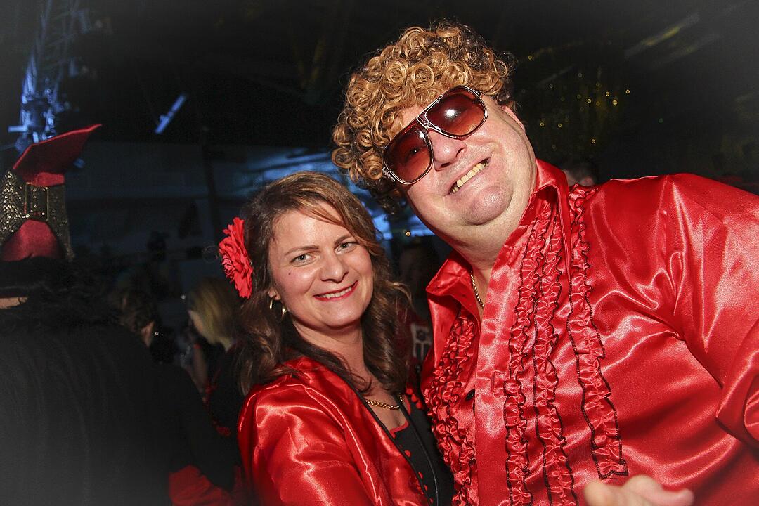 Faschingsparty vom Feinsten in der Stadthalle Stadtsteinach.