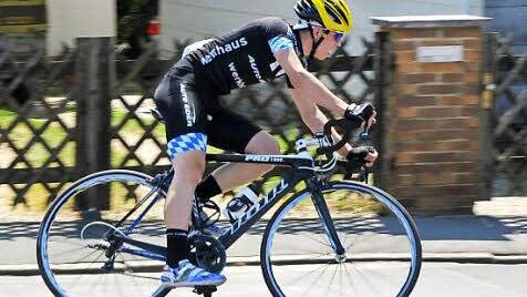 Der Strullendorfer Lokalmatador Juri Fischer entschied das Juniorenrennen für sich.