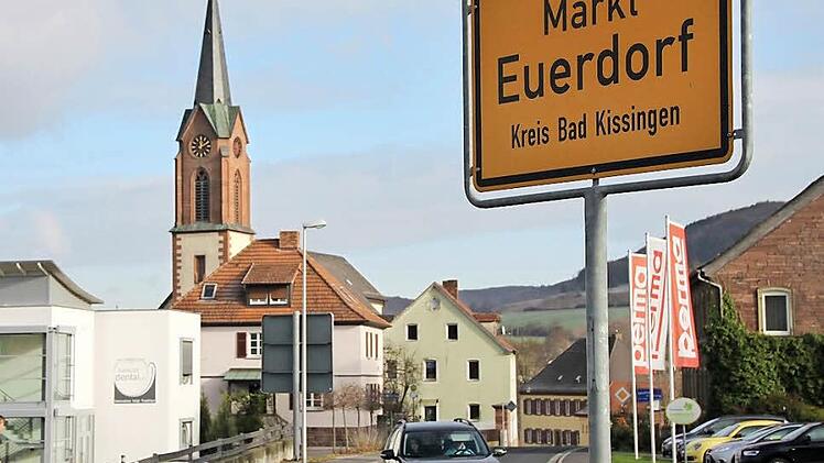 Die Umlage der Verwaltungsgemeinschaft Euerdorf liegt mit Investitionen dieses Jahr bei 168,17 Euro pro Einwohner.  Foto: Archiv/Markus Reeh