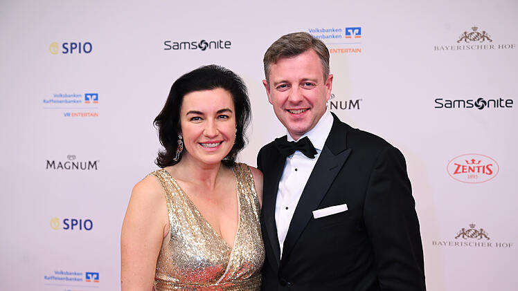 Dorothee Bär und ihr Ehemann Oliver Bär auf dem 49. Deutschen Filmball