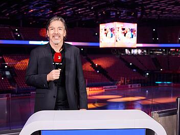 ran Eishockey live: WM 2026 "Das Viertelfinale sollte nach wie vor Schritt eins für die deutsche Nationalmannschaft sein", erklärt Ex-NHL-Star Uwe Krupp im ProSieben-Interview.