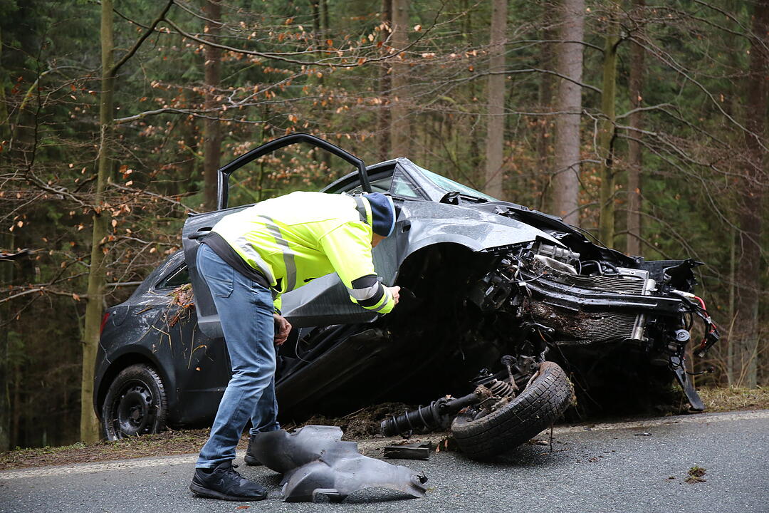 Tödlicher Unfall auf B85
