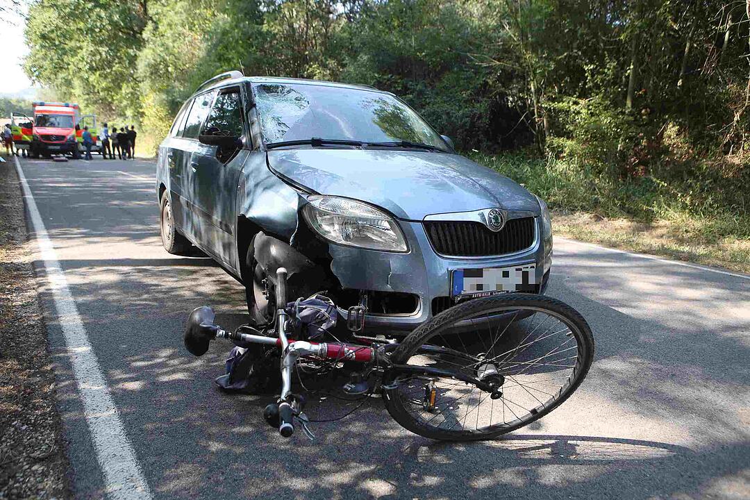 Unfall im Kreis Forchheim: 63-jähriger Radler stirbt vor den Augen seiner Frau
